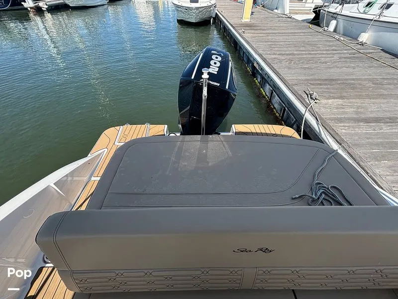 Slide: The Image of Sea Ray SPX 210 2025 - 15907368