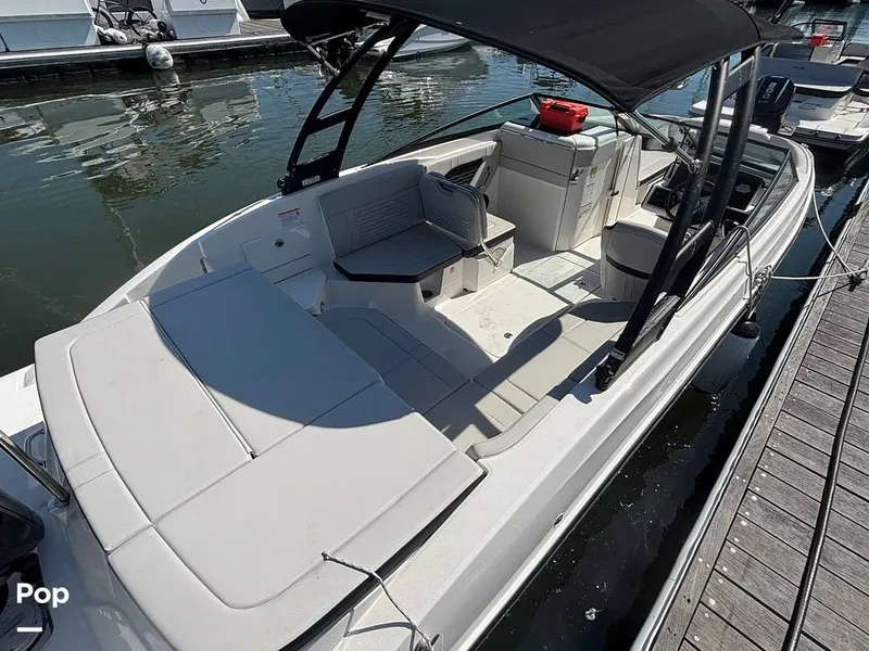Slide: The Image of Sea Ray SPX 230 OB 2025 - 15907321