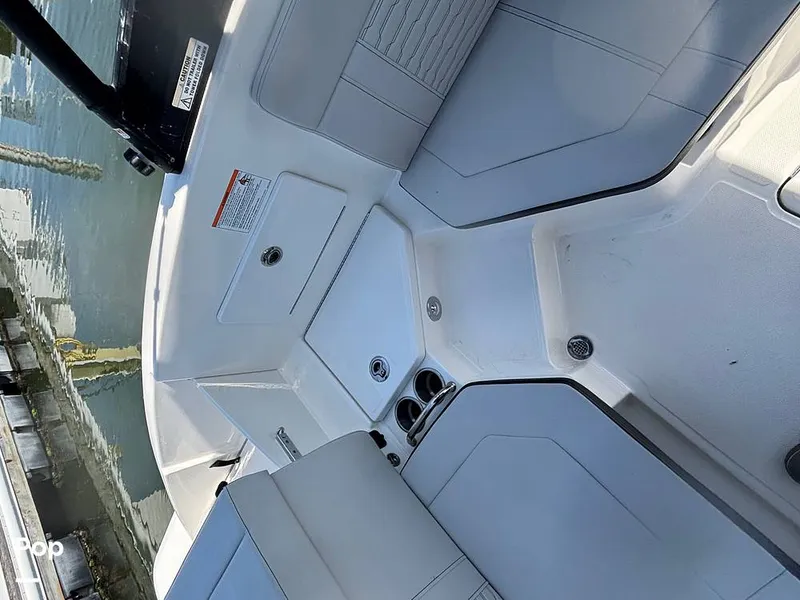 Slide: The Image of Sea Ray SPX 230 OB 2025 - 15907344