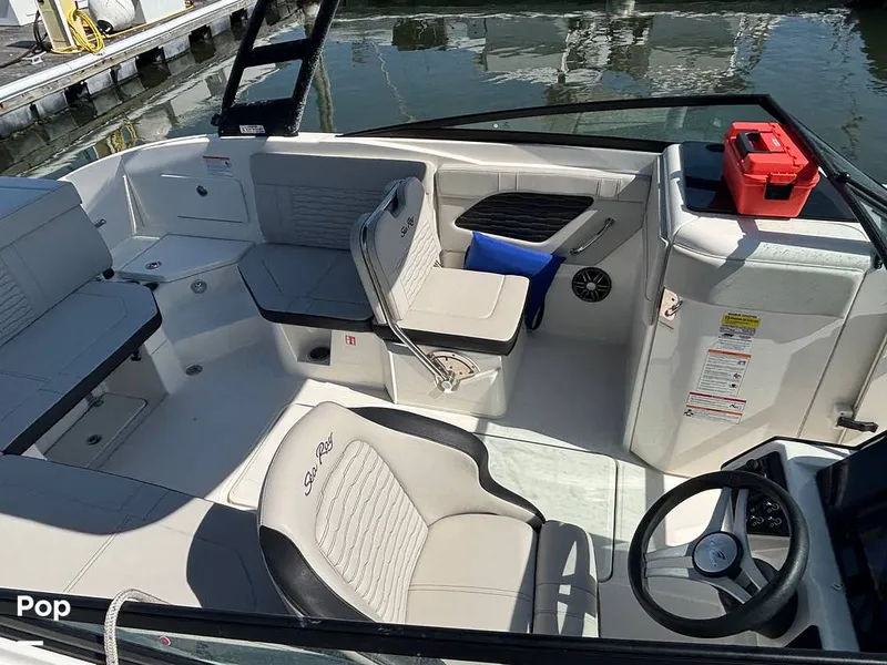 Slide: The Image of Sea Ray SPX 230 OB 2025 - 15907357