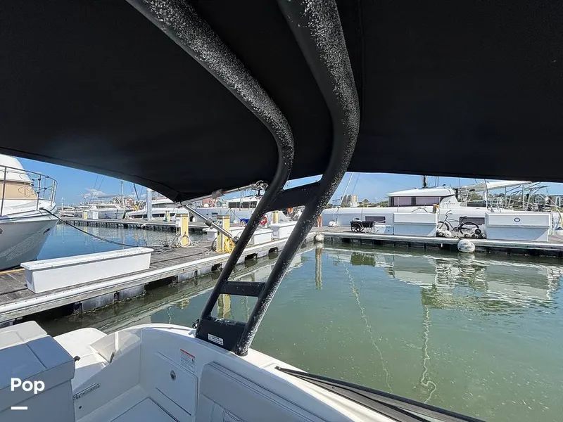 Slide: The Image of Sea Ray SPX 230 OB 2025 - 15907328