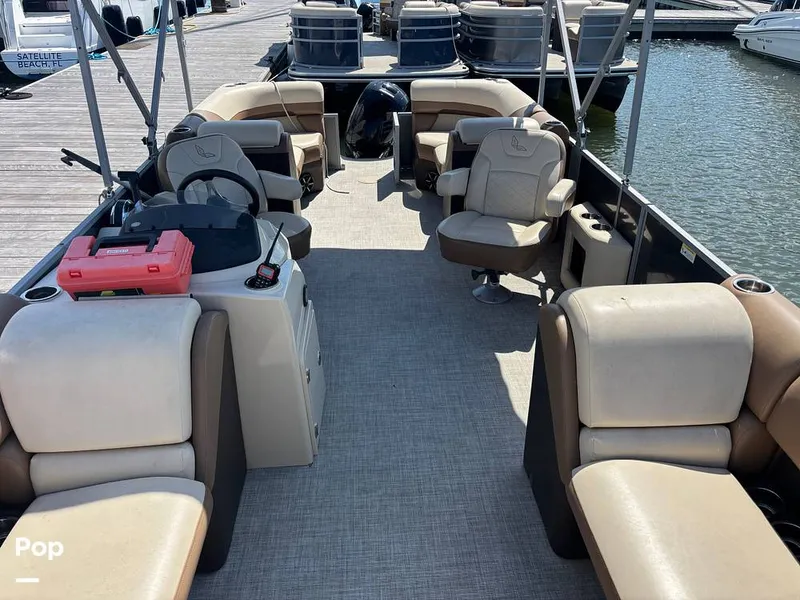 Slide: The Image of Lowe SS 230W 2024 - 15907165