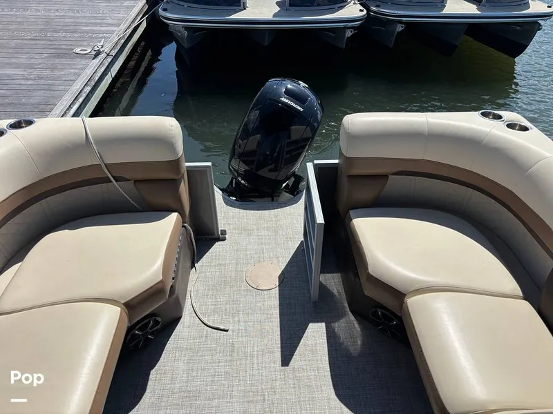 Slide: The Image of Lowe SS 230W 2024 - 15907171