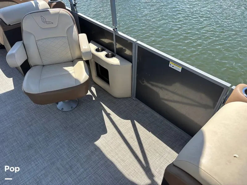 Slide: The Image of Lowe SS 230W 2024 - 15907168