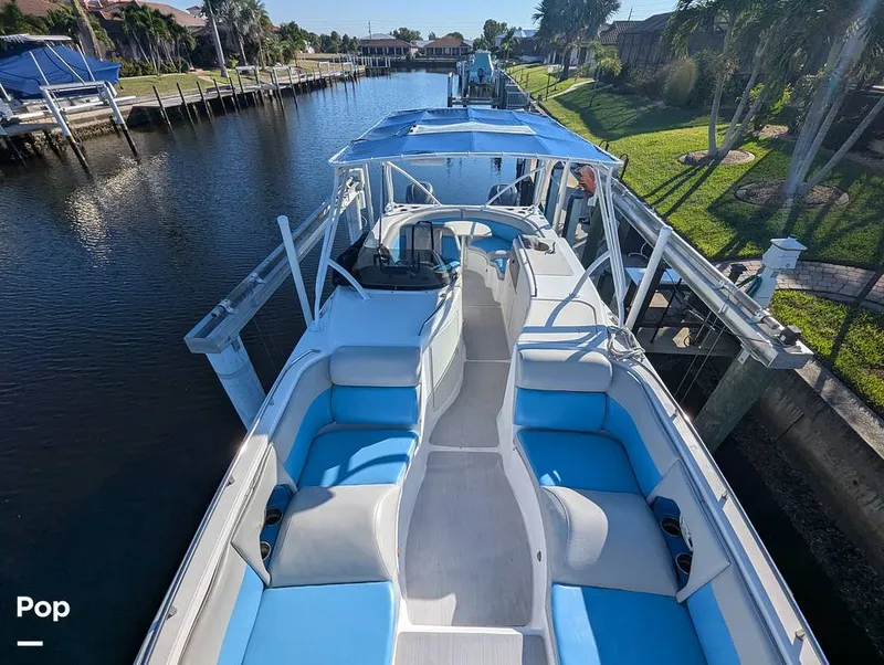 Slide: The Image of World Cat 266 LC 2001 - 16066229