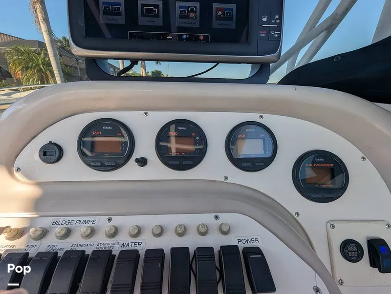 Slide: The Image of World Cat 266 LC 2001 - 16066239