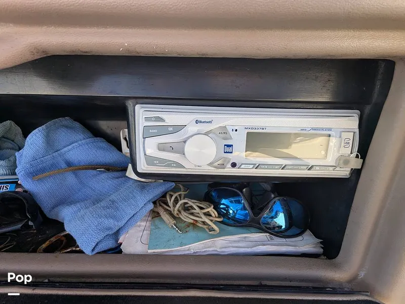 Slide: The Image of World Cat 266 LC 2001 - 16066262