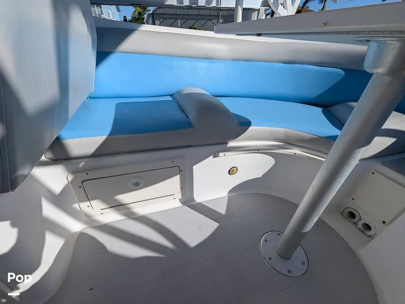 Slide: The Image of World Cat 266 LC 2001 - 16066292