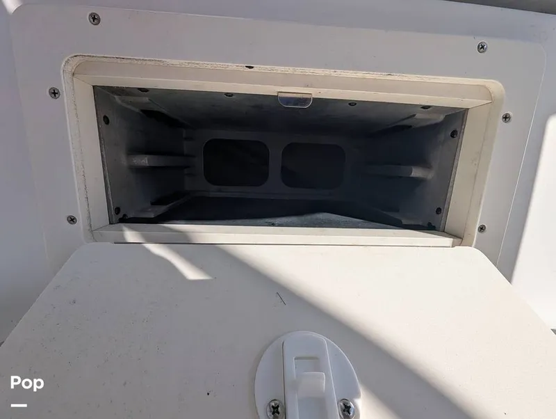 Slide: The Image of World Cat 266 LC 2001 - 16066293