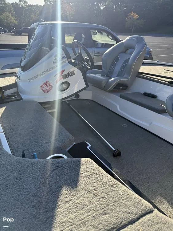 Slide: The Image of Nitro Z18 2019 - 15919208