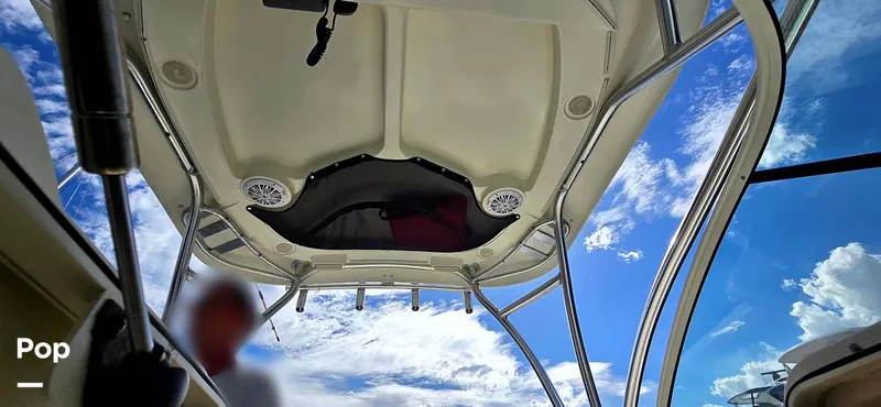 Slide: The Image of Hydra-Sports Vector 2300 VX 2011 - 16044477