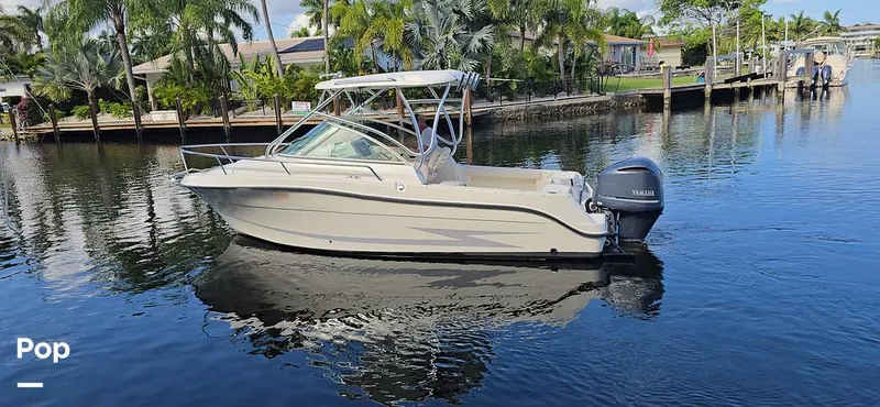 Slide: The Image of Hydra-Sports Vector 2300 VX 2011 - 16044297