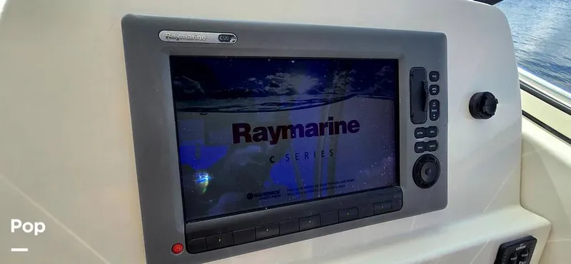 Slide: The Image of Hydra-Sports Vector 2300 VX 2011 - 16044303