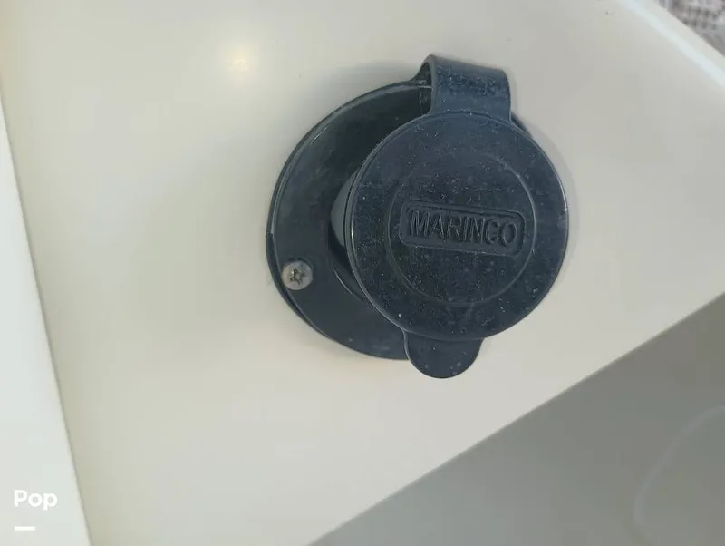 Slide: The Image of Hydra-Sports Vector 2300 VX 2011 - 16068227