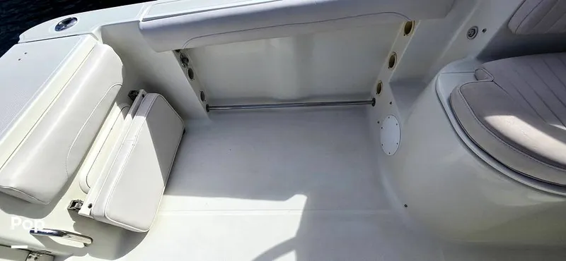 Slide: The Image of Hydra-Sports Vector 2300 VX 2011 - 16044326