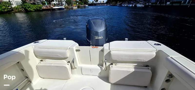 Slide: The Image of Hydra-Sports Vector 2300 VX 2011 - 16044329