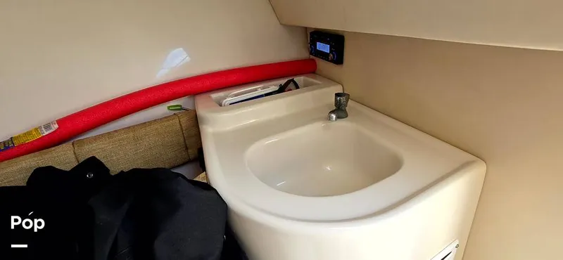 Slide: The Image of Hydra-Sports Vector 2300 VX 2011 - 16044467