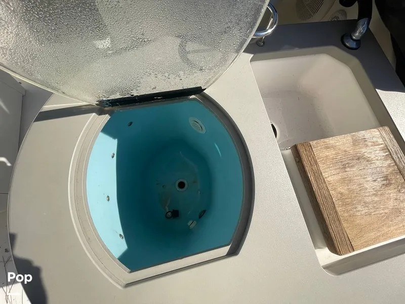 Slide: The Image of Sea Ray Amberjack 270 2006 - 16141808