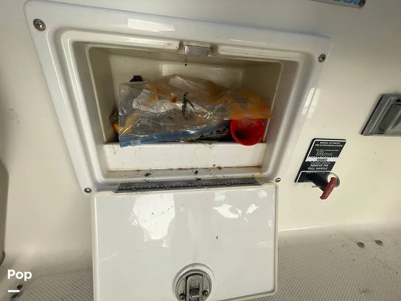 Slide: The Image of Sea Ray Amberjack 270 2006 - 16141816