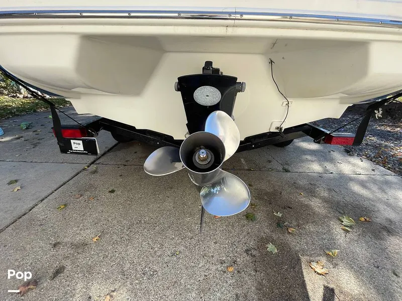 Slide: The Image of Sea Ray 205 Sport 2012 - 15973477