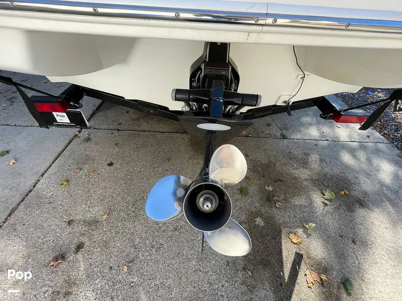 Slide: The Image of Sea Ray 205 Sport 2012 - 15973480