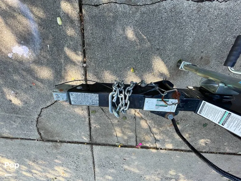 Slide: The Image of Sea Ray 205 Sport 2012 - 15973490