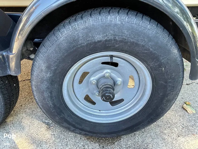 Slide: The Image of Sea Ray 205 Sport 2012 - 15973495