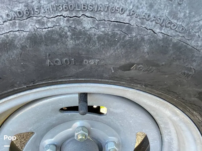 Slide: The Image of Sea Ray 205 Sport 2012 - 15973497