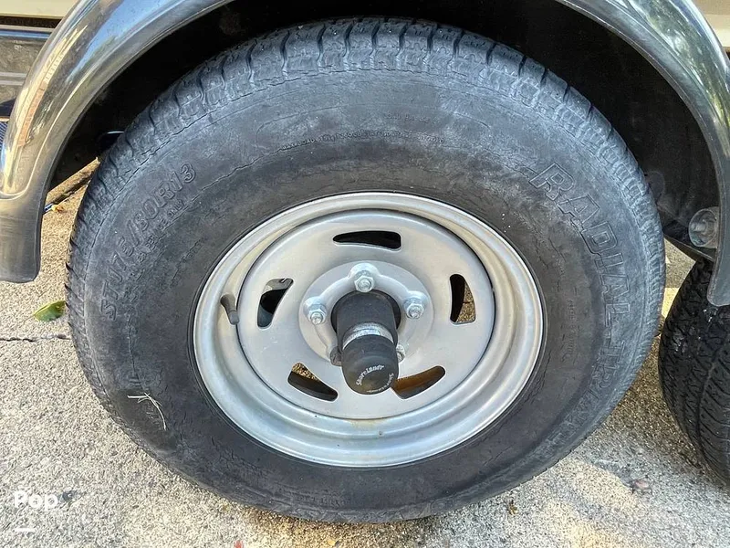 Slide: The Image of Sea Ray 205 Sport 2012 - 15973499