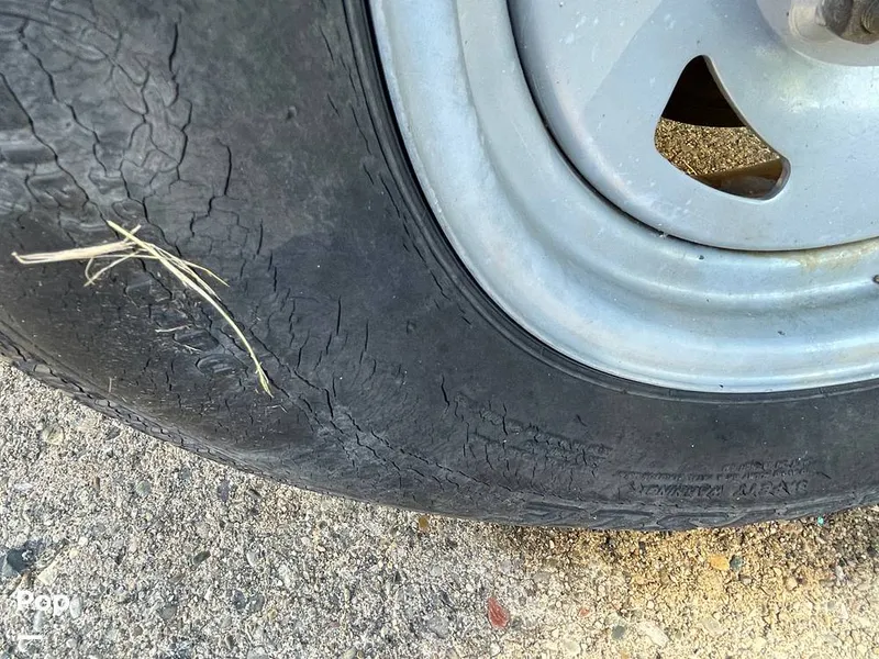 Slide: The Image of Sea Ray 205 Sport 2012 - 15973500