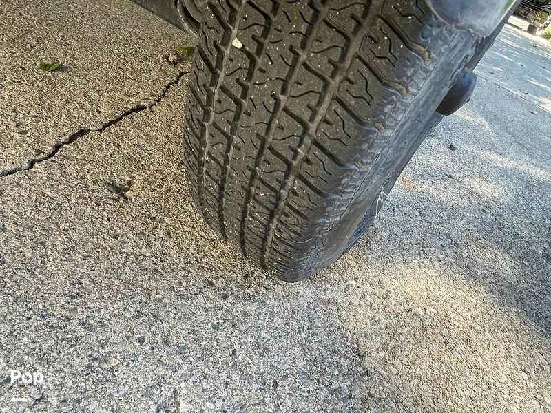 Slide: The Image of Sea Ray 205 Sport 2012 - 15973501