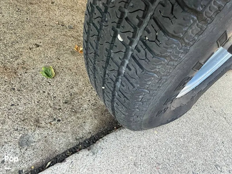 Slide: The Image of Sea Ray 205 Sport 2012 - 15973508