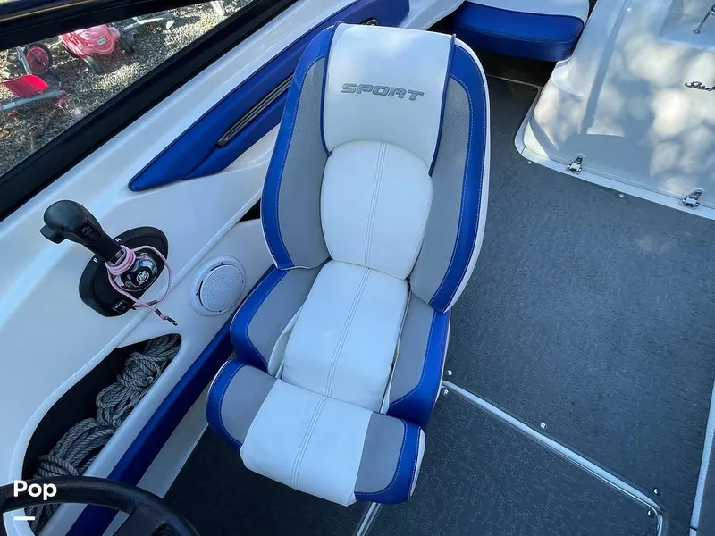 Slide: The Image of Sea Ray 205 Sport 2012 - 15973404