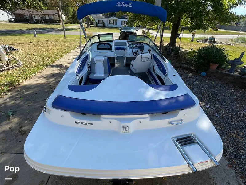 Slide: The Image of 2012 Sea Ray 205 Sport - 15943589