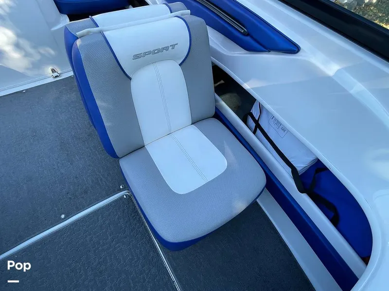 Slide: The Image of Sea Ray 205 Sport 2012 - 15973415