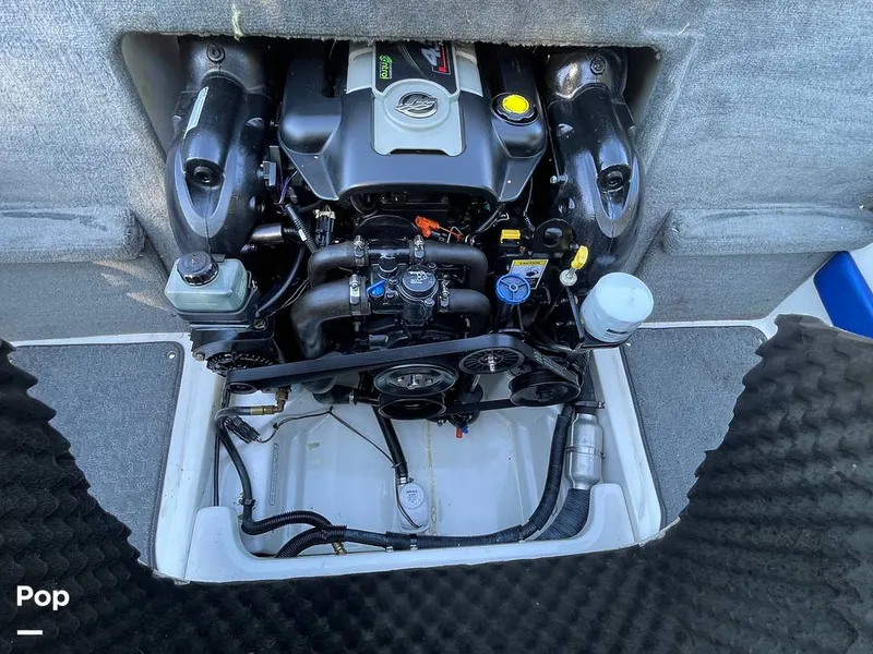 Slide: The Image of Sea Ray 205 Sport 2012 - 15973424