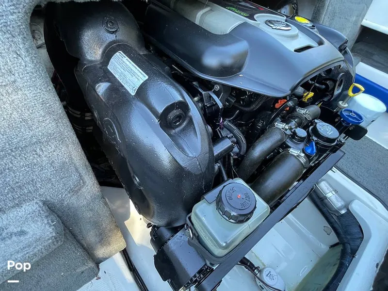 Slide: The Image of Sea Ray 205 Sport 2012 - 15973426