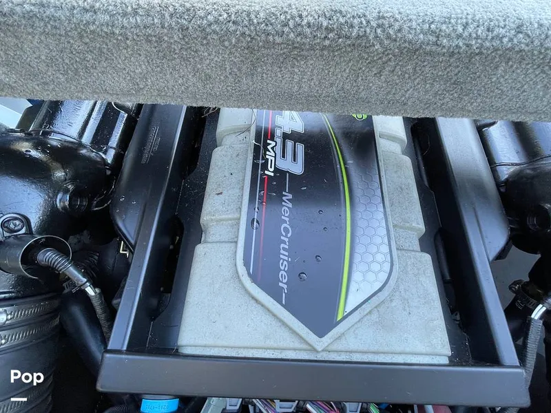 Slide: The Image of Sea Ray 205 Sport 2012 - 15973428