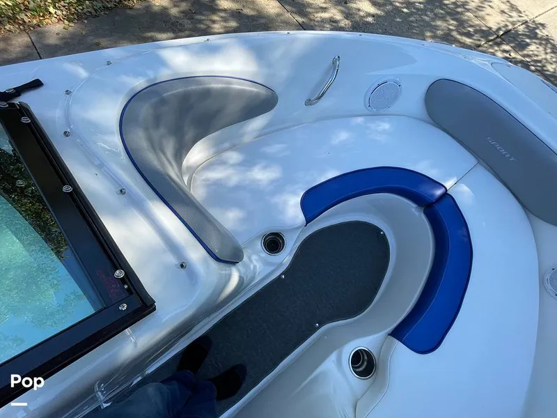 Slide: The Image of Sea Ray 205 Sport 2012 - 15973438