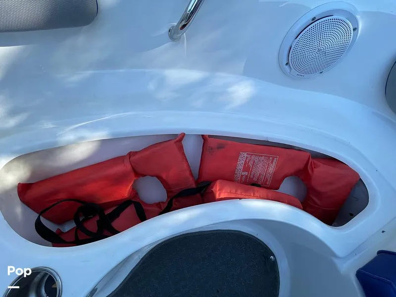 Slide: The Image of Sea Ray 205 Sport 2012 - 15973443