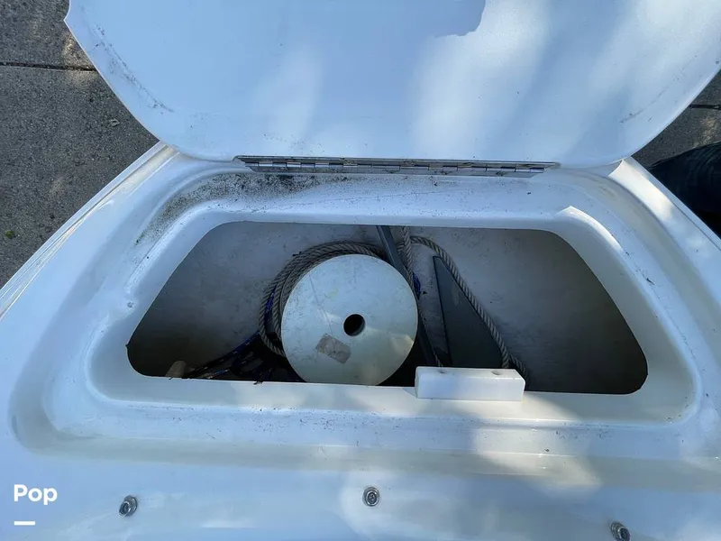 Slide: The Image of Sea Ray 205 Sport 2012 - 15973446