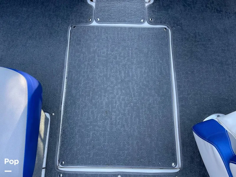 Slide: The Image of Sea Ray 205 Sport 2012 - 15973451