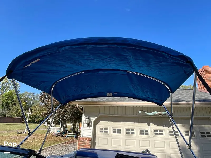 Slide: The Image of Sea Ray 205 Sport 2012 - 15973456