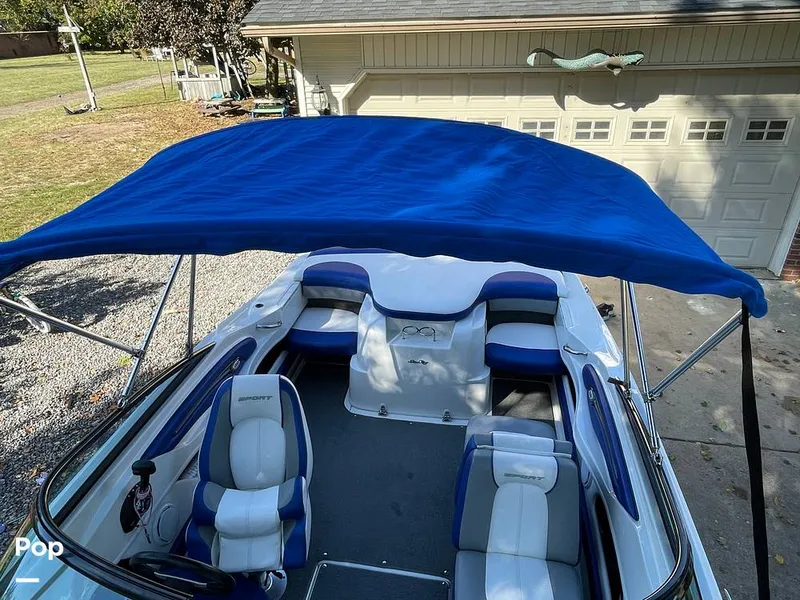 Slide: The Image of Sea Ray 205 Sport 2012 - 15973457