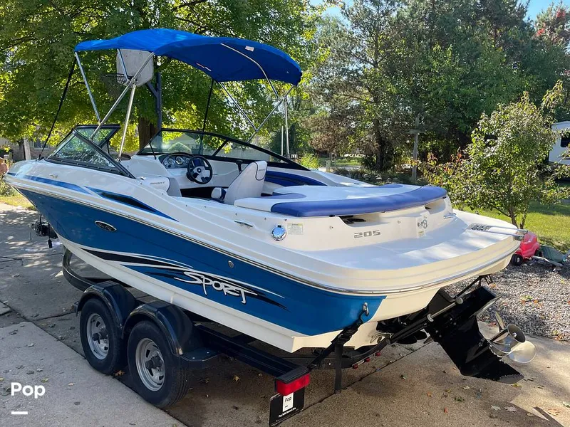 Slide: The Image of Sea Ray 205 Sport 2012 - 15973460