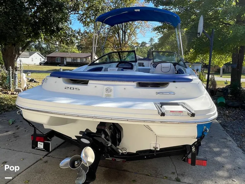 Slide: The Image of Sea Ray 205 Sport 2012 - 15973461