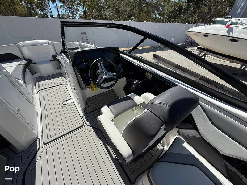 Slide: The Image of Yamaha 212X 2020 - 15974655