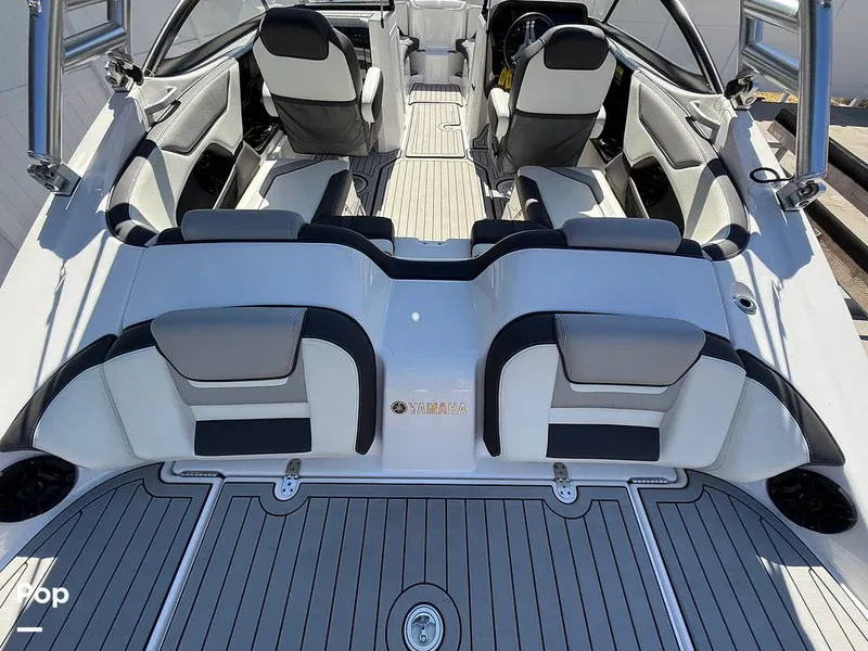 Slide: The Image of Yamaha 212X 2020 - 15974662