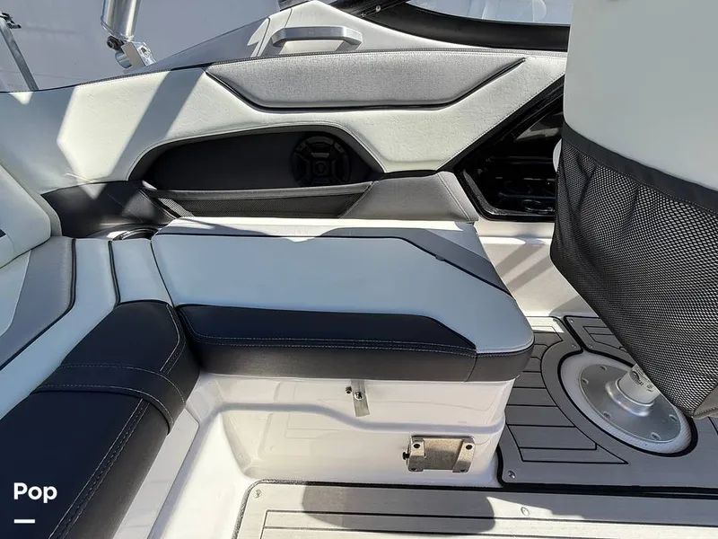 Slide: The Image of Yamaha 212X 2020 - 15974677