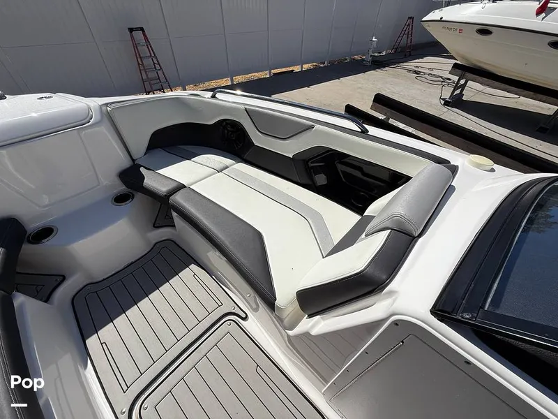 Slide: The Image of Yamaha 212X 2020 - 15974694